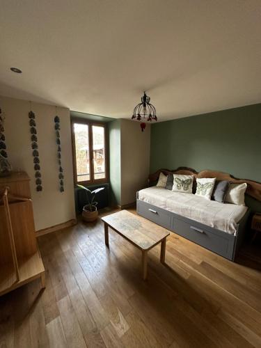 Belladone Guest House theys Les 7 Laux in Theys