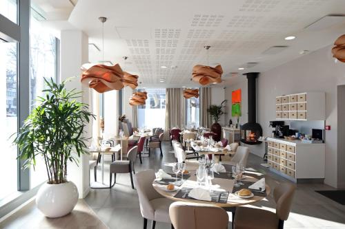 Ресторан, Zenao Appart'hôtels Massy (Zenao Appart'hotels Massy) in Massy