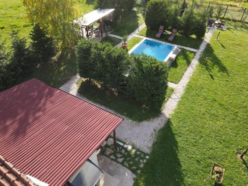 Bazén, Belette Apartments & Park in Niksic