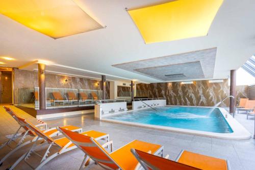 Hotel Crepei 2