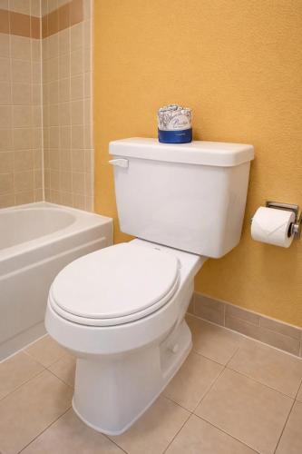 Americas Best Value Inn Killeen - image 9