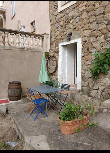 Maison typique village corse in Sant'Andrea-d'Orcino