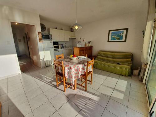 SH080-003 - Appartement 2 pièces cabine 4 couchages - SAINT HILAIRE DE RIEZ