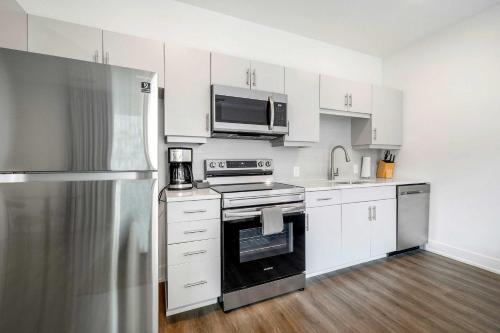 FIFA 2026 Stay - Stylish Studio King Bed Downtown ATL - 2 Mi from Mercedes-Benz Stadium -6 in SoNo District