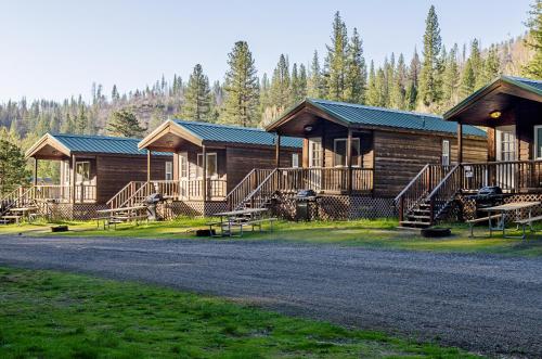 Yosemite Lakes Cabin & Cottages in Groveland (CA)
