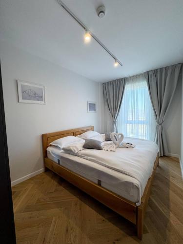 Sky Star Apartment - Free parking, kingsize bed – khách sạn tại Someseni