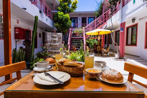 Seadmed, Hotel Montecarlo in Caldera