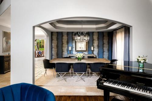 Attrezzature e servizi, Sherman Oaks Home w Pool, Spa and Outdoor Kitchen in Sherman Oaks