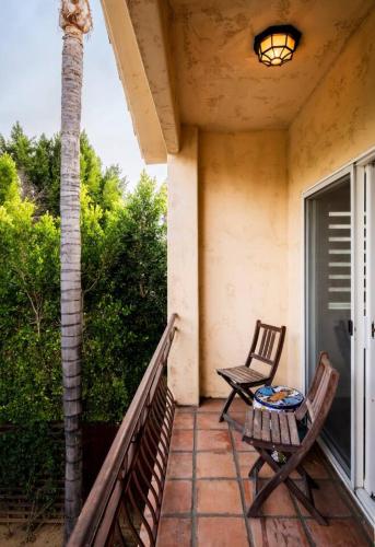 Terrazzo/balcone, Sherman Oaks Home w Pool, Spa and Outdoor Kitchen in Sherman Oaks