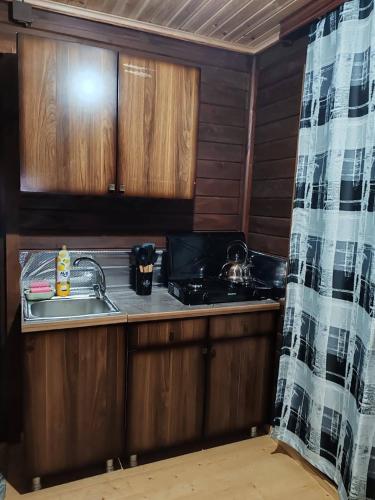 virtuve, Akhaltchala cottages in Tsageri
