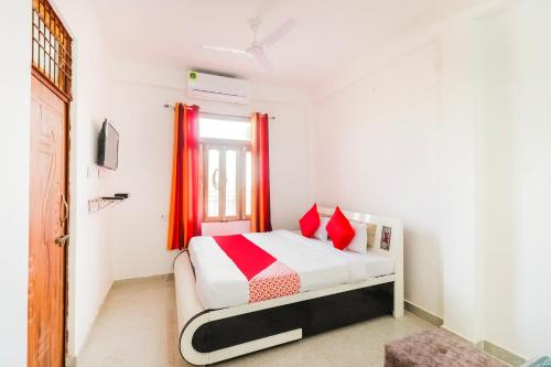 Hotel O by OYO Arpit Hotel Jhusi Railway Station – Jhusi, MD