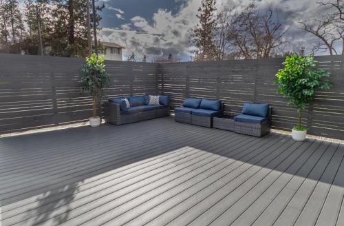 Удобства, South Hill King Suite Stylish Private Parking Included in Moran Prairie
