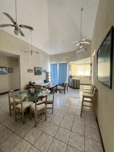 Casa de Playa - Villas Club Alta Mar in Puerto San Jose