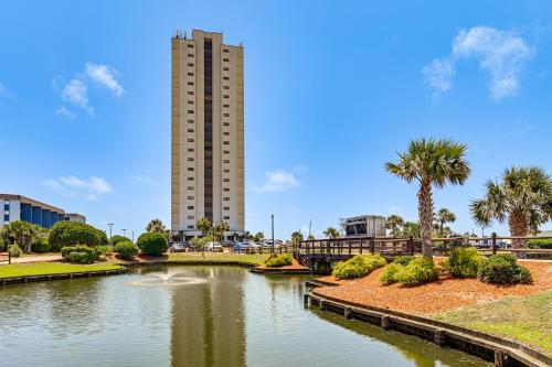 Beachfront Condo w/ Pool at Myrtle Beach Resort!, Миртл-Бич (фото 7)