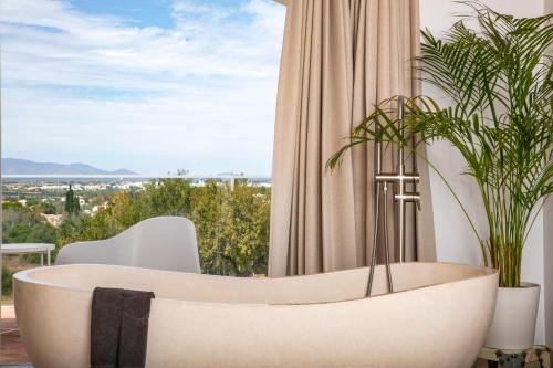 Quinta do Ourives in คาวีโร