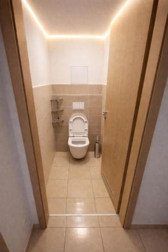 Sauna Apartement 3 bedrooms Praha 8 - image 8