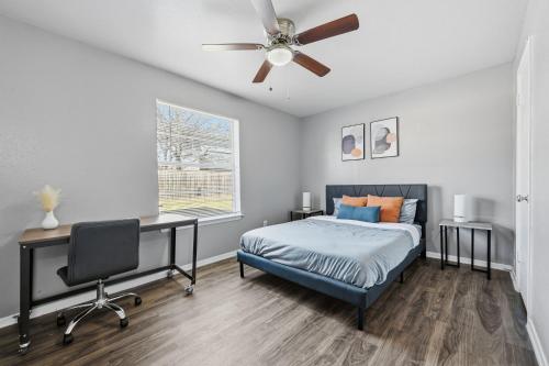 Comfortable 1-bed w hardwood-style floors – khách sạn tại Denton