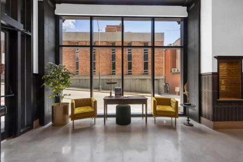 Park Hotel Studio Suite 207