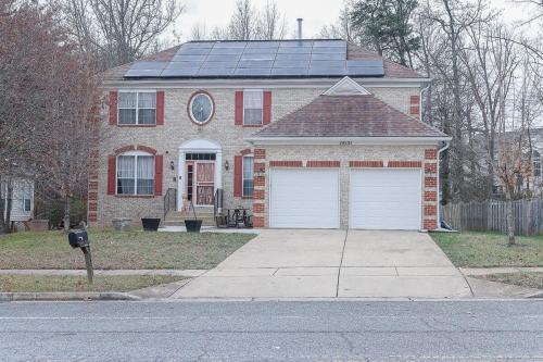 Elegant Studio Suite - Near DC & Top Attractions in 蘭漢