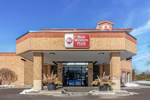 外部景觀, 奧托拿比貝斯特韋斯特酒店 (Best Western Plus Otonabee Inn) in 彼德自治市