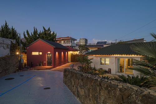 제주청년살이 Jakuzi, Private Cozy Garden, Hyeopjae Beach 3 minutes walk