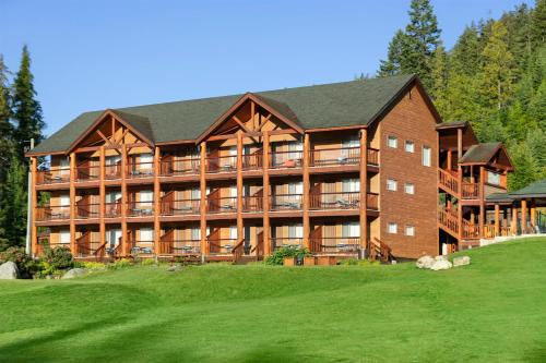 . Kootenay Lakeview Resort BW Signature Collection