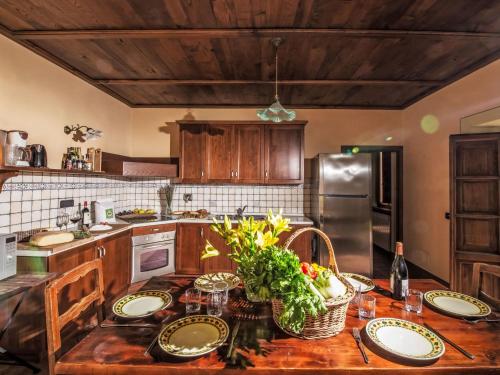 Holiday Home Villa Pruneto mit Pool in den Hügeln der Toskana by Interhome (Holiday Home Villa Pruneto mit Pool in den Hugeln der Toskana by Interhome) in Поппі