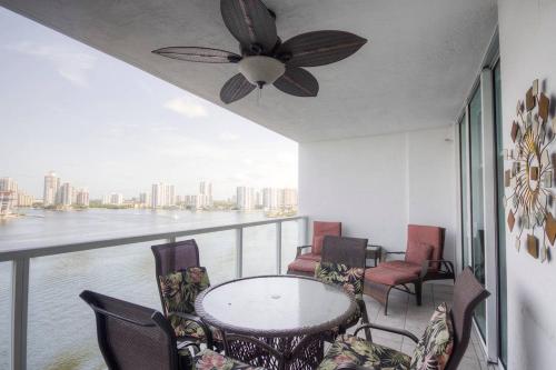 Le Marina Bay PH5 STR-01500 – khách sạn tại Bãi biển Sunny Isles