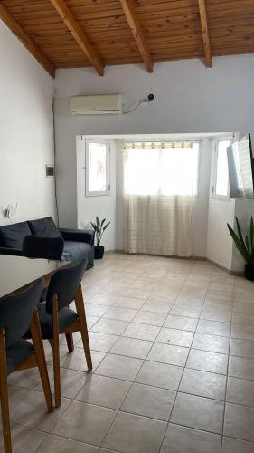 Casa equipada con 2 habitaciones