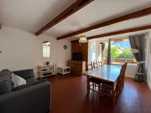 Appartement rénové T3 proche pistes, 8-10 pers
