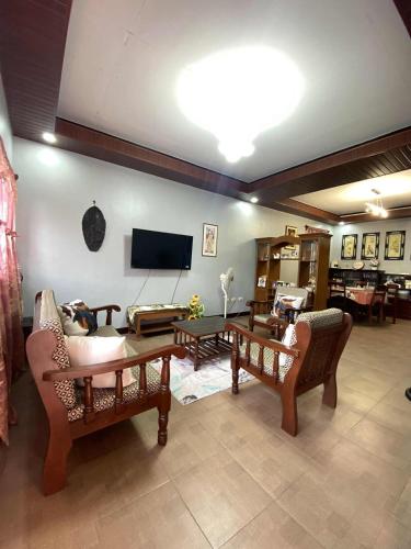 Pinamalayan City Bungalow Place in Pinamalayan