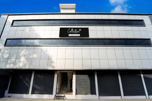 Exterior view of Super Collection O Rajagiri Hospital Aluva East