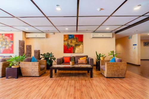 Lobby, Microtel by Wyndham Cabanatuan in Cabanatuan