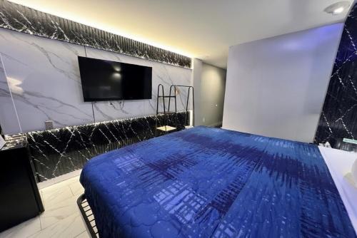 Umbrella Hotel Brooklyn - image 32