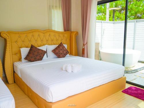 MK Land Pool Villa Khaokho in Khao Kho