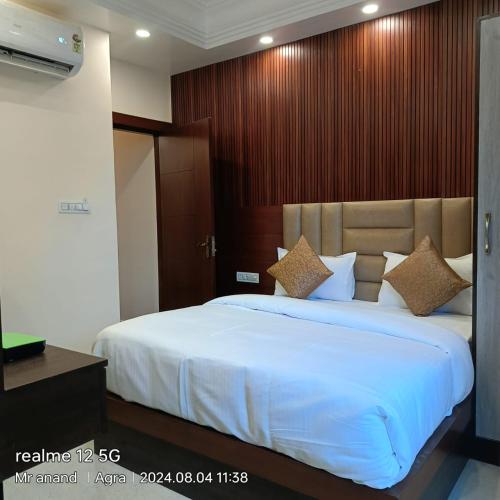Hotel GS Plaza & Restaurant photo 2
