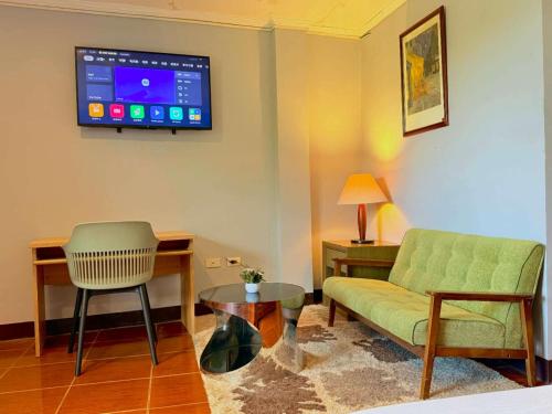 Cama Lodge Room Type - Family Room