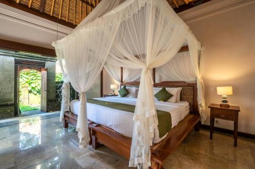 Natura Resort and Spa Room Type - Traditional One-Bedroom Villa and Complimentary Daily Afternoon Tea