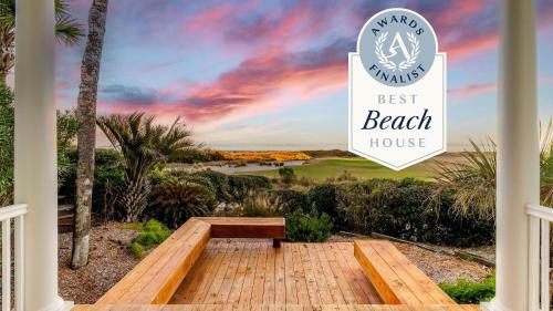 High Tide By AvantStay Incredible Beach Front Home w Pool in Isle of Palms, USA