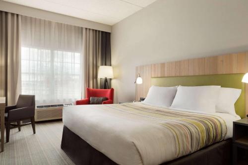 Country Inn & Suites by Radisson, Jackson, TN in Jackson, USA