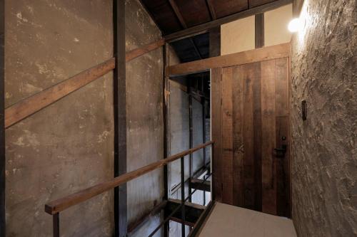 Entrance, Whatever GOSHOHIGASHI in Kajiicho