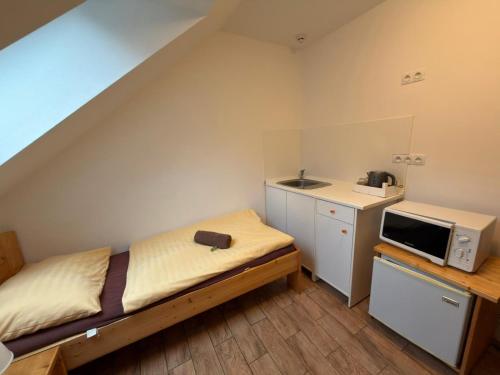 Pod Břesteckou skalou obrázok