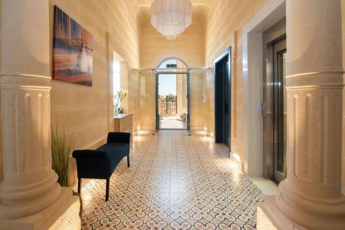 Georges Boutique Living, Xagħra