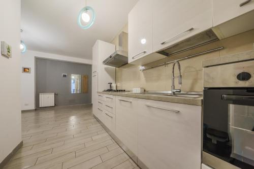 Konyha, Michele Flat - 10 min da Milano Centro in Cinisello Balsamo