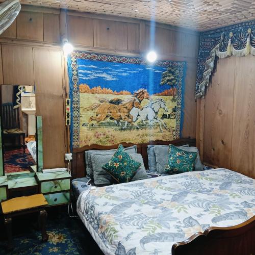 New Retreet Houseboat in Srinagar