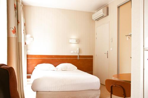 1 twin bed
