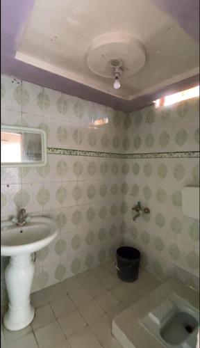 Kashmir Paradise Hotel Murree - main image