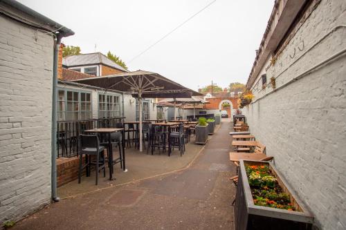 Kert, Trents by Greene King Inns in Chichester