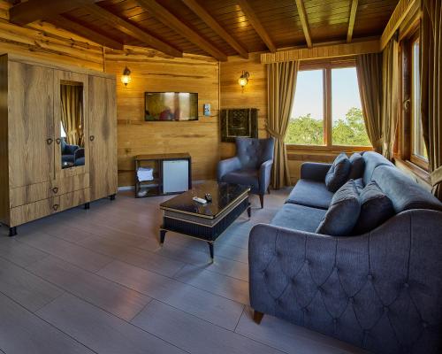 Sarı Köşk Hotel (Sarı Kosk Hotel) in Rize