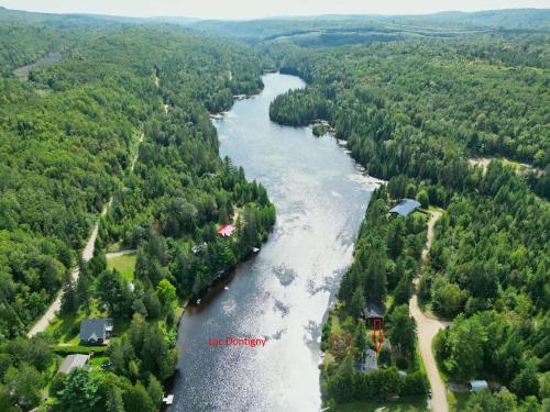 Nature & Comfort by the Water - Chalet O Hara in 聖阿爾方斯 • 羅德里格斯 (QC)